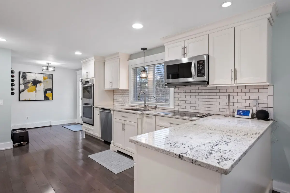 481 Woodlawn Ridge Road, Pembroke, NH 03275 - Image #1