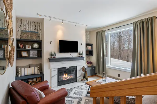 180 High Ridge Road #J10, Killington, VT 05751