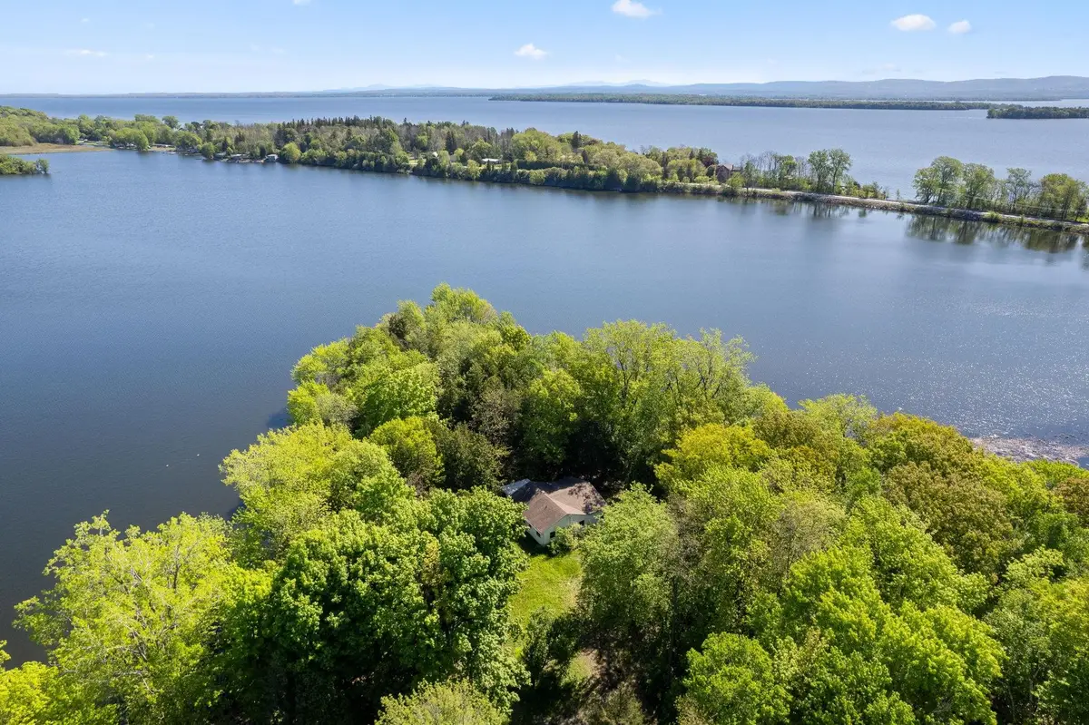 414 Green Point Road, North Hero, VT 05474 - Image #1