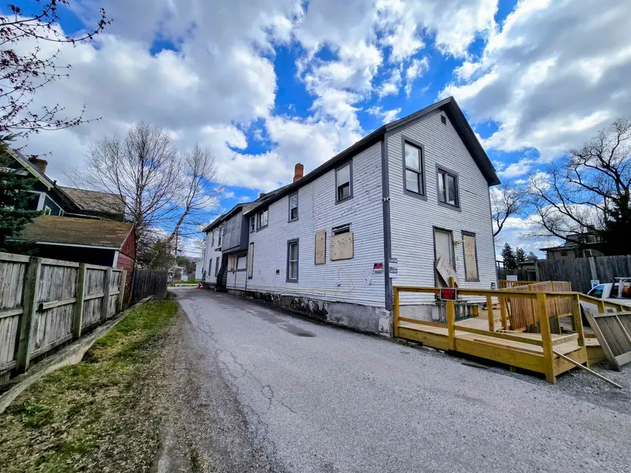 135 Grove Street, Rutland, VT 05701 - Image #3