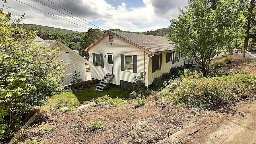 130 Pleasant Street, Cavendish, VT 05142 - Image #2