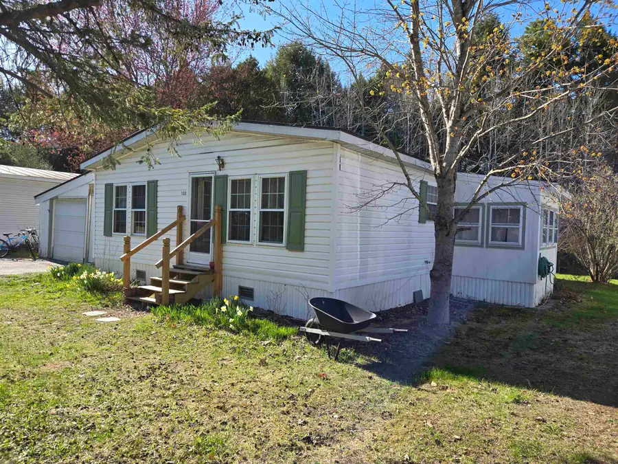 133 Willow Circle, Hartford, VT 05091 - Image #2