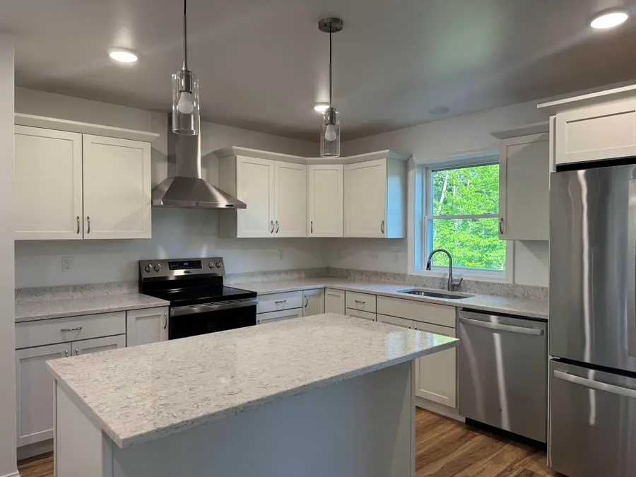 11 Tessa Court, Essex, VT 05452 - Image #3