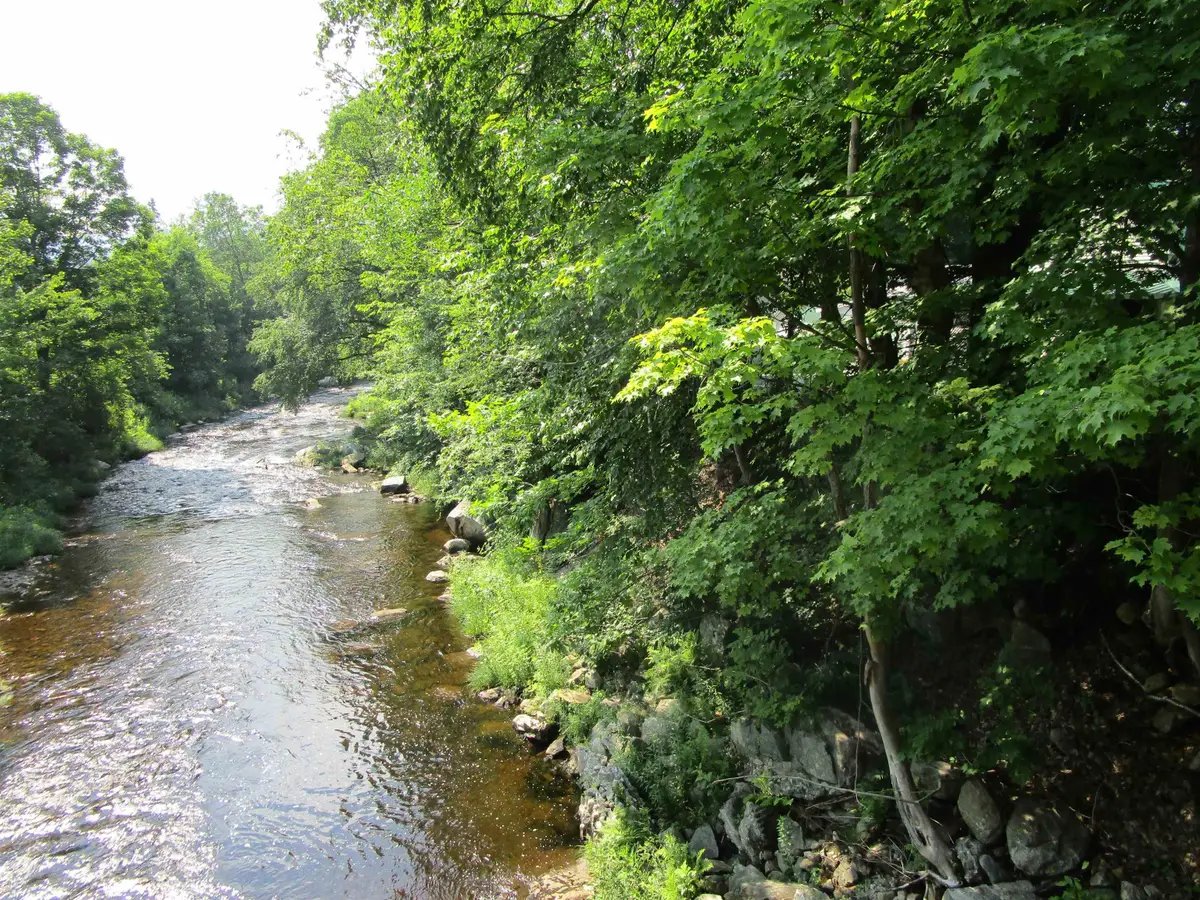 1950 N. Main Street, Londonderry, VT 05148 - Image #1