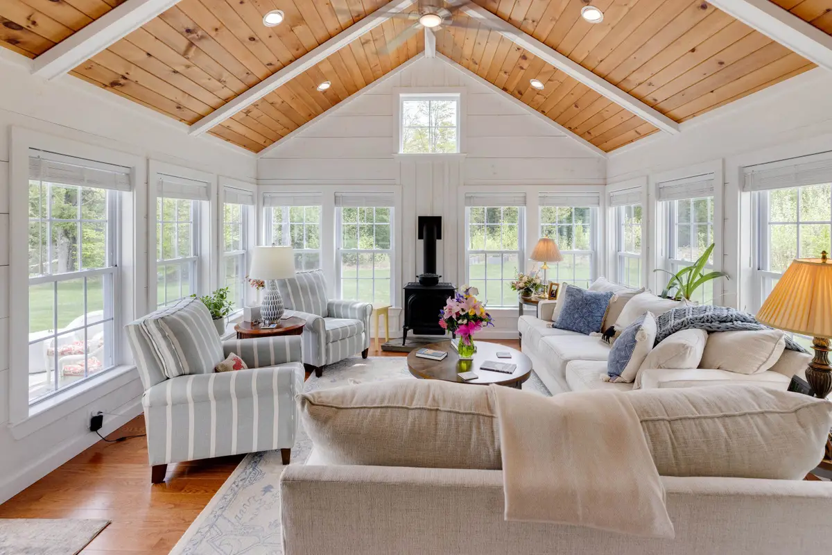 104 Champagne Circle, Campton, NH 03223 - Image #1