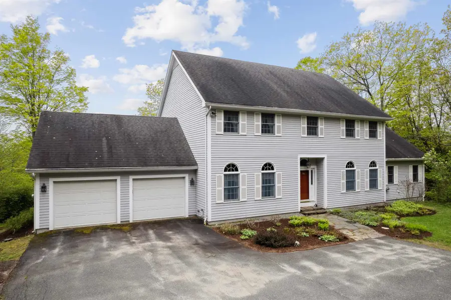 126 Primrose Lane, Hartford, VT 05059 - Image #2