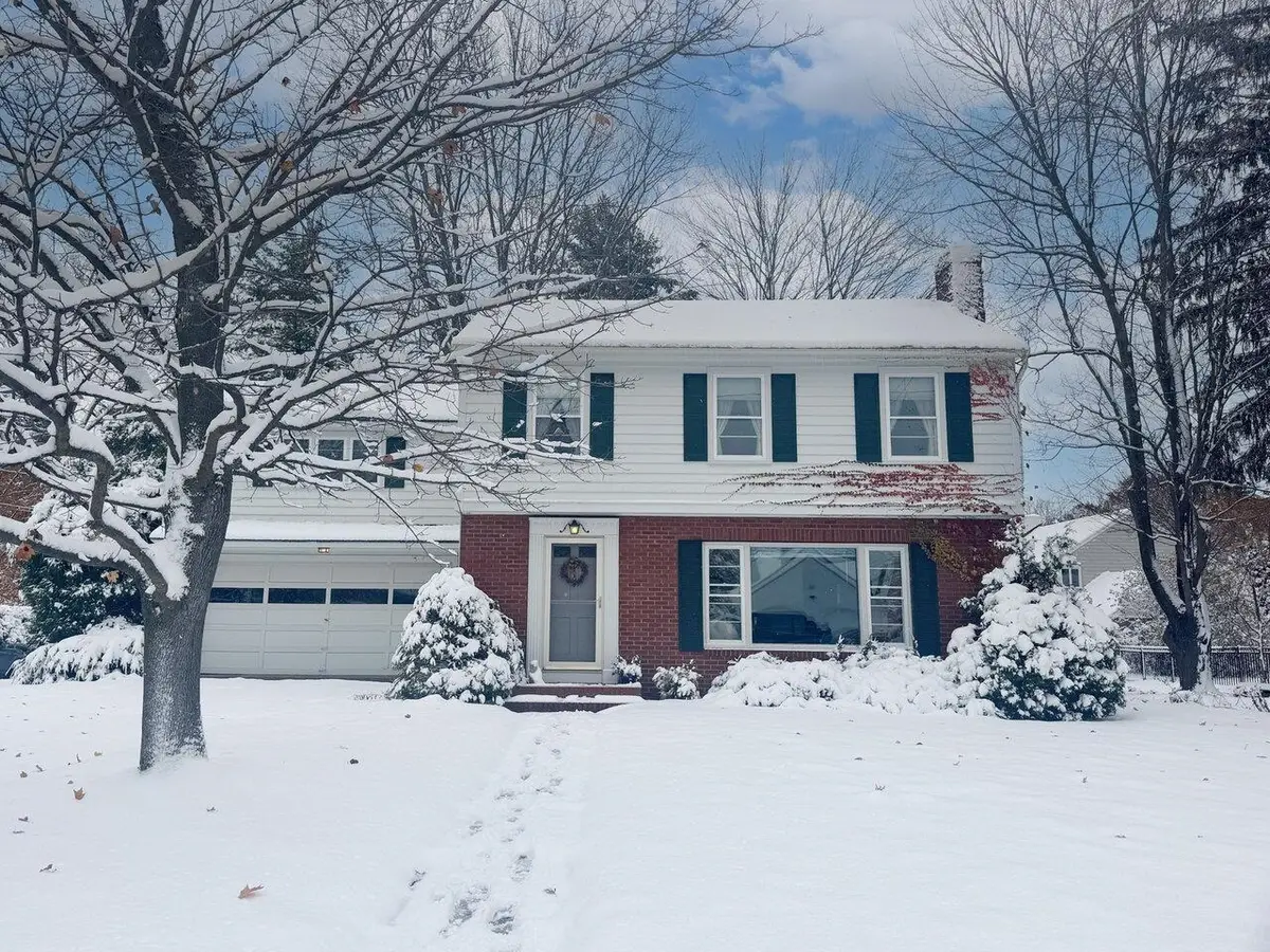 162 Crescent Road, Burlington, VT 05401 - Image #1