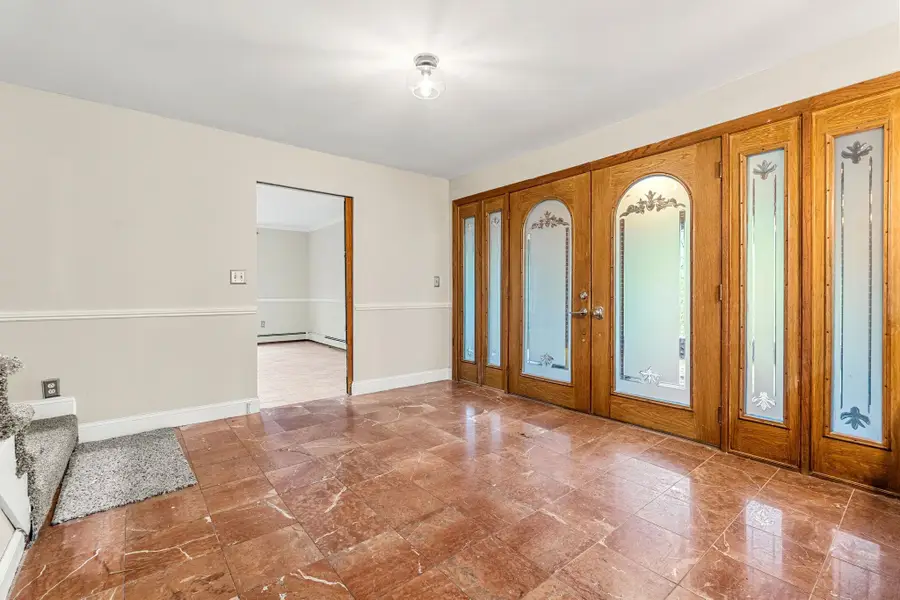 28 Olde Lantern Road, Bedford, NH 03110 - Image #3