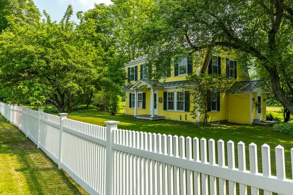 100 Pomfret Road, Woodstock, VT 05091