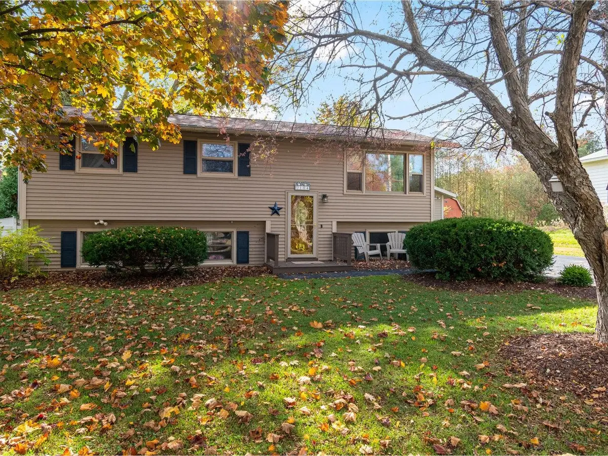 104 Marsett Road, Shelburne, VT 05482-6641 - Image #1