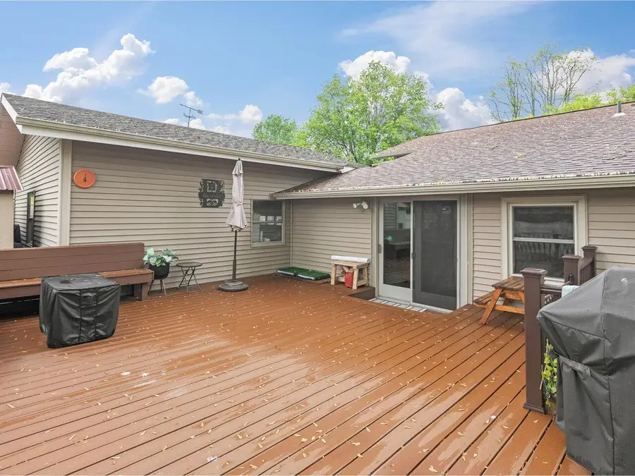 104 Marsett Road, Shelburne, VT 05482-6641 - Image #2