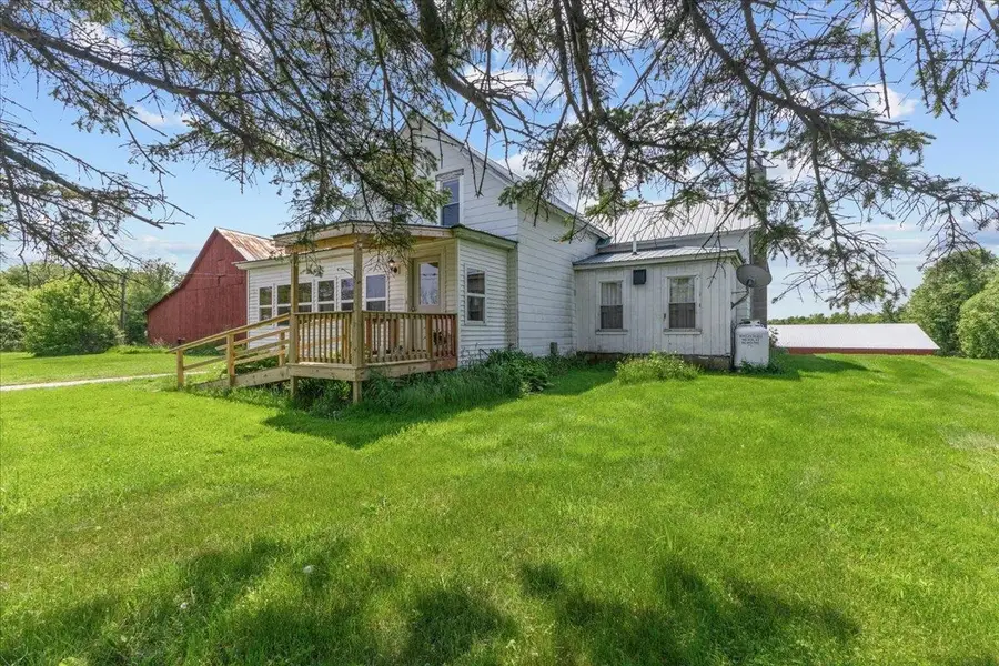 57 Pearl Street, Grand Isle, VT 05458 - Image #3