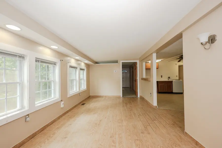 25 Cheryl Drive, Concord, NH 03303 - Image #2