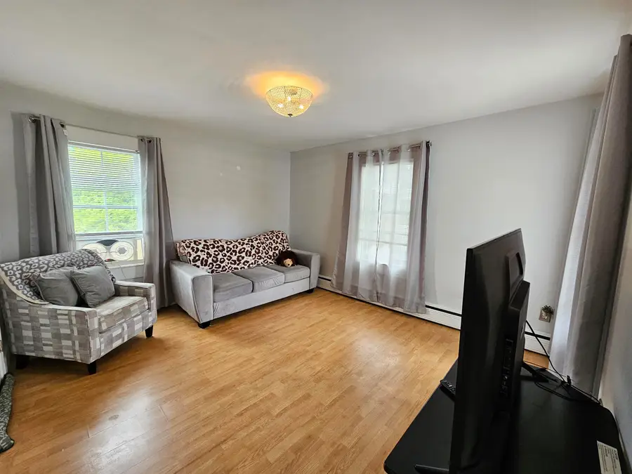 377 Nashua Street, Milford, NH 03055 - Image #3