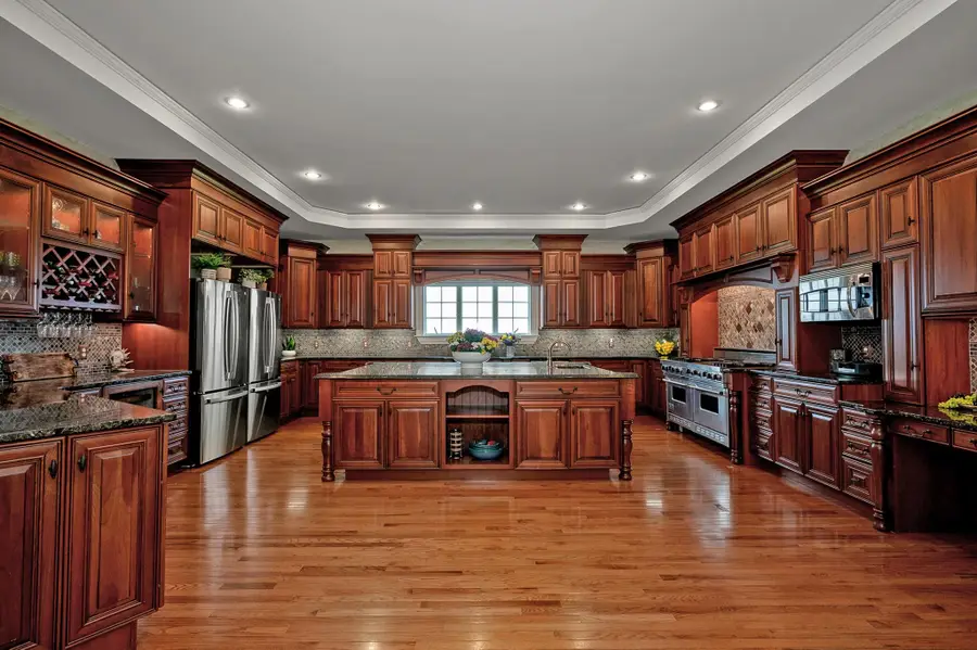 33 Winterberry Lane, Plymouth, NH 03264 - Image #2