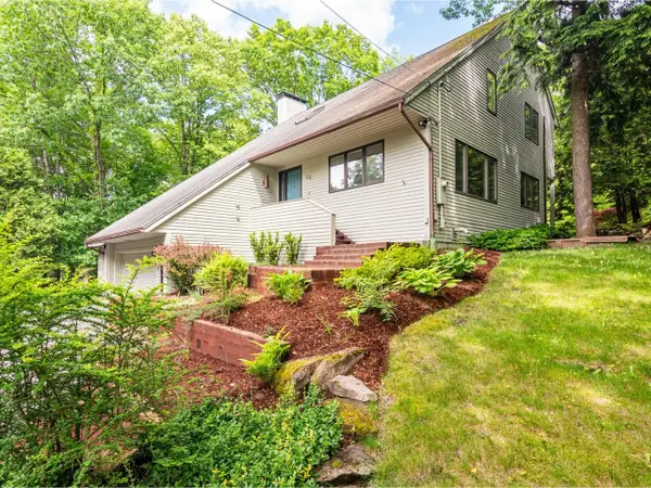 66 Dunder Road, Burlington, VT 05401