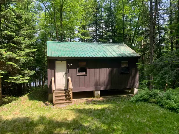 505 River Road, Pittsburg, NH 03592