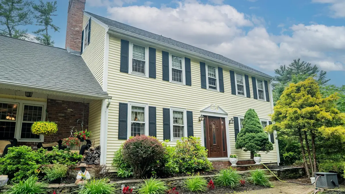 9 Oak Ridge Road, Kensington, NH 03833 - Image #1