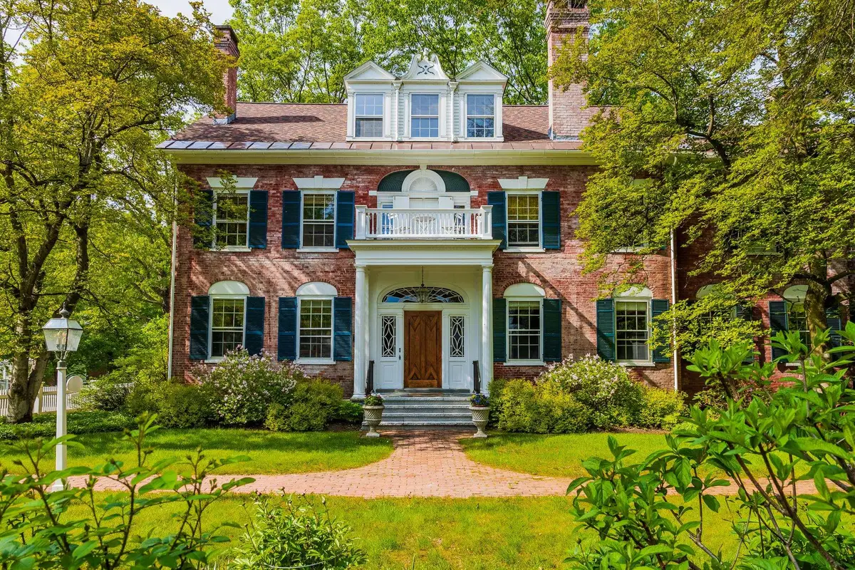 39 Elm Street #B, Woodstock, VT 05091 - Image #1