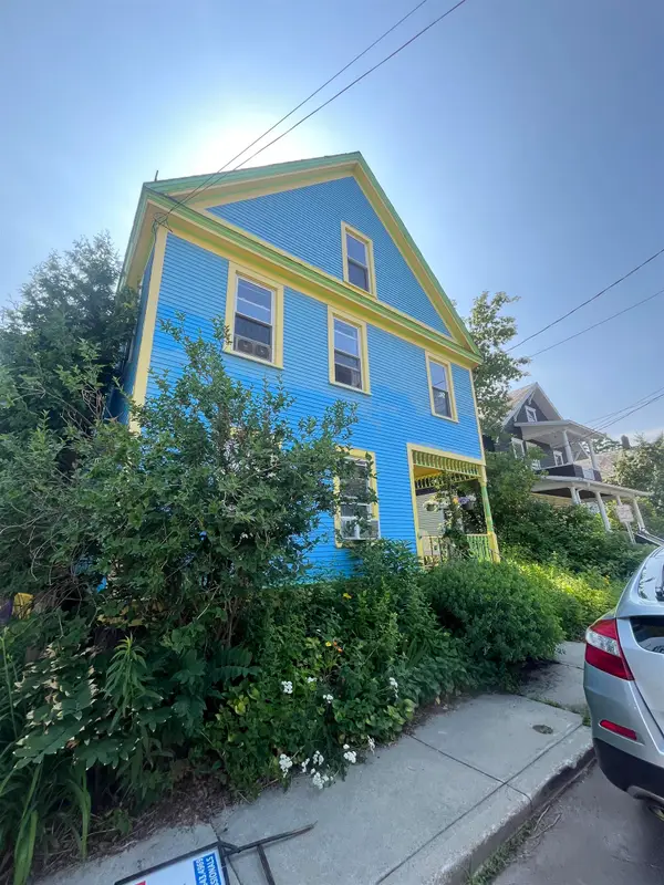 16 Germain Street, Burlington, VT 05401