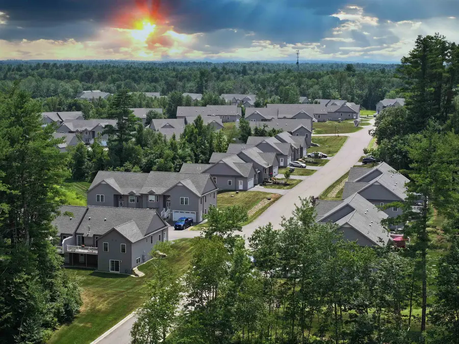 54B Sunset Ridge, Epping, NH 03042 - Image #2