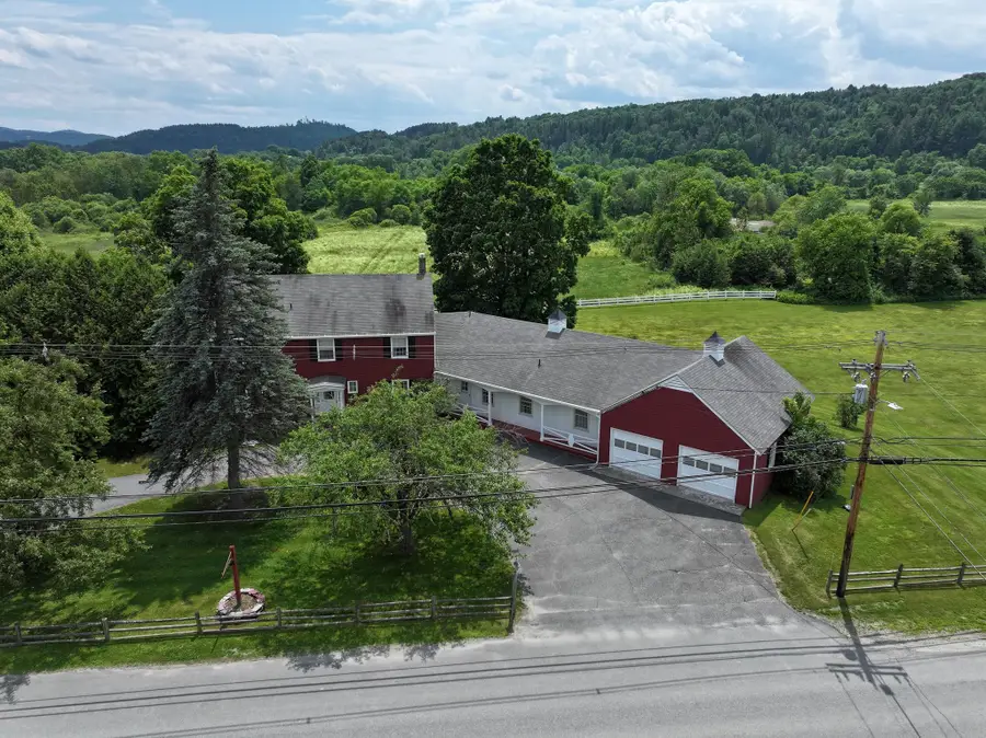 822 Center Street, Lyndonville, VT 05851 - Image #2