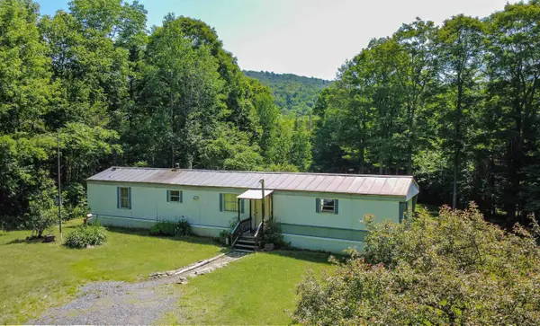 758 Houghton Bridge Road, St. Johnsbury, VT 05819