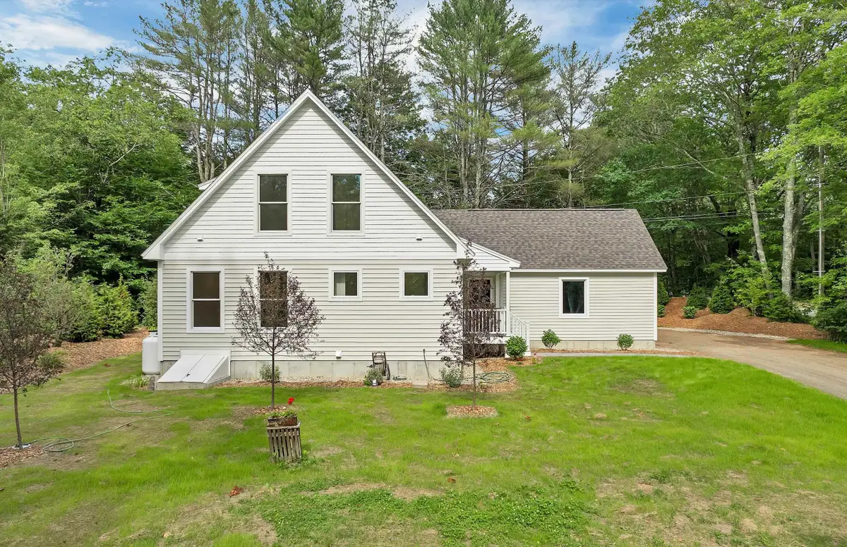4 Hilltop Drive, Holderness, NH 03245 - Image #1
