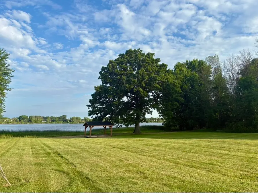 563 Bridge Road, North Hero, VT 05474 - Image #2