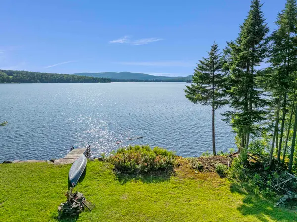 221 Beach Road, Pittsburg, NH 03592