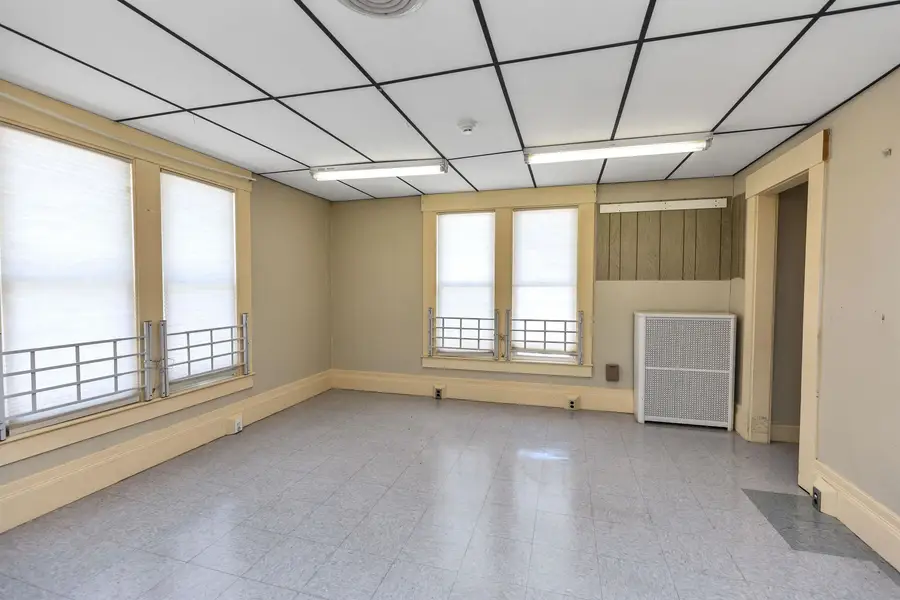 21 School Street, Hillsborough, NH 03244 - Image #3