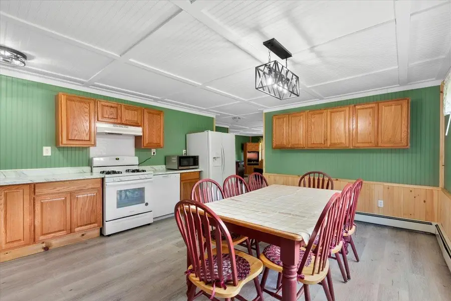 1061 Granger Hollow Road, Shaftsbury, VT 05257 - Image #2