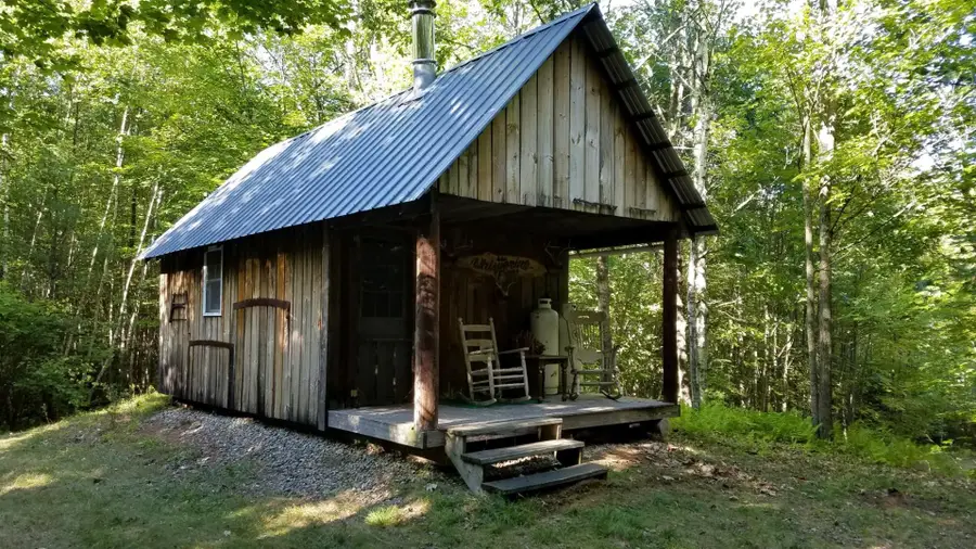 882 Morse Road, Haverhill, NH 03765 - Image #2