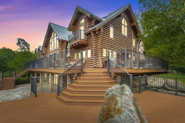 89 Rocky Mountain Lane, Hinesburg, VT 05461