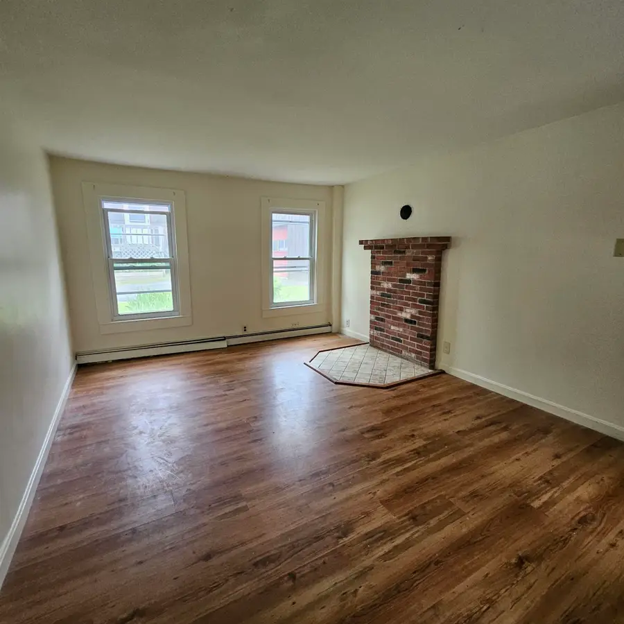 88 West Mill Street, Hillsborough, NH 03244 - Image #2