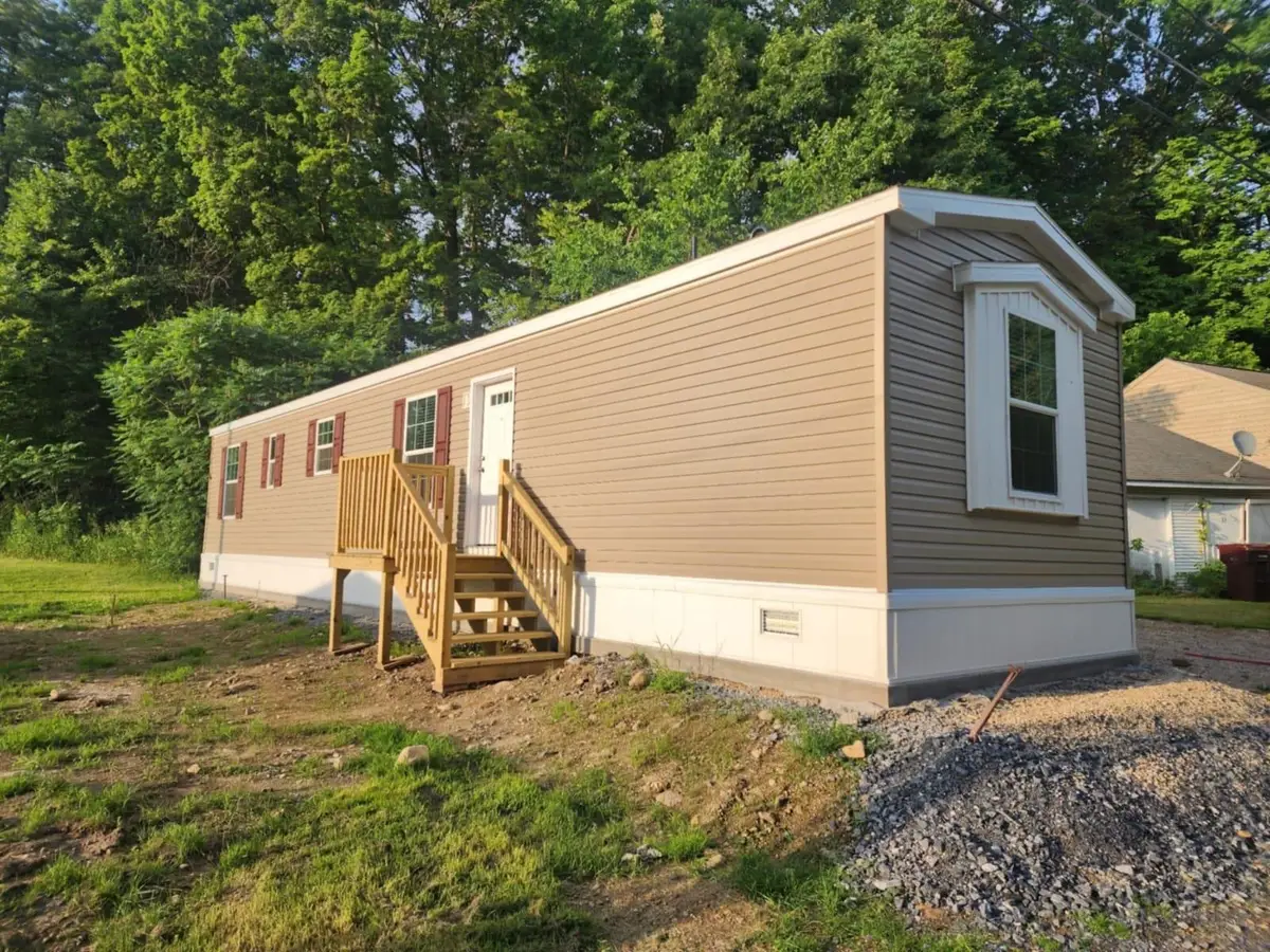 41 Audrey Lane, Bennington, VT 05201 - Image #1