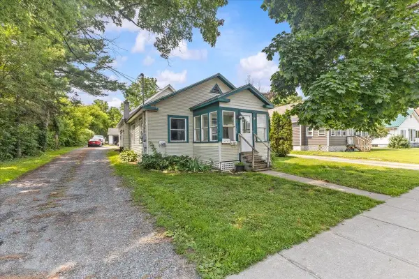 72 North Elm Street, St. Albans City, VT 05478