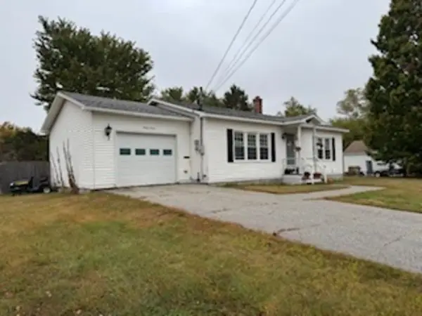 37 Androscoggin Street, Gorham, NH 03581