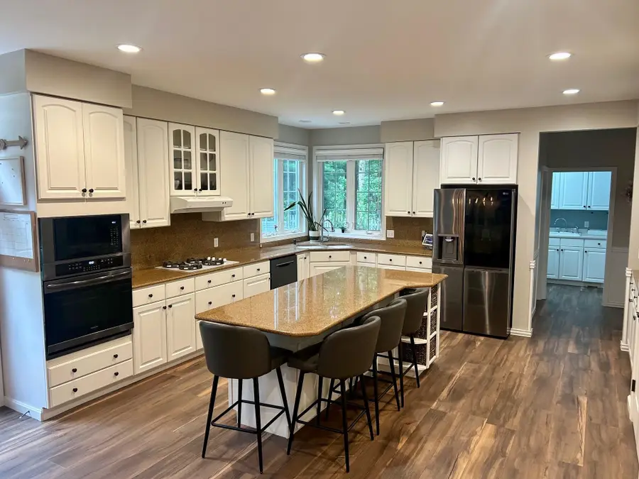 10 Debra Drive, Essex, VT 05452 - Image #2