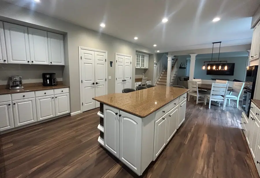 10 Debra Drive, Essex, VT 05452 - Image #3