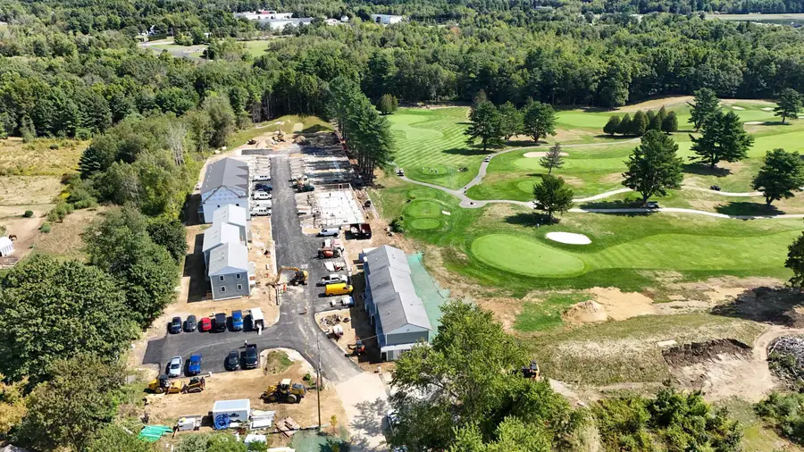 13 Birdie Grove #D, Rochester, NH 03839 - Image #3