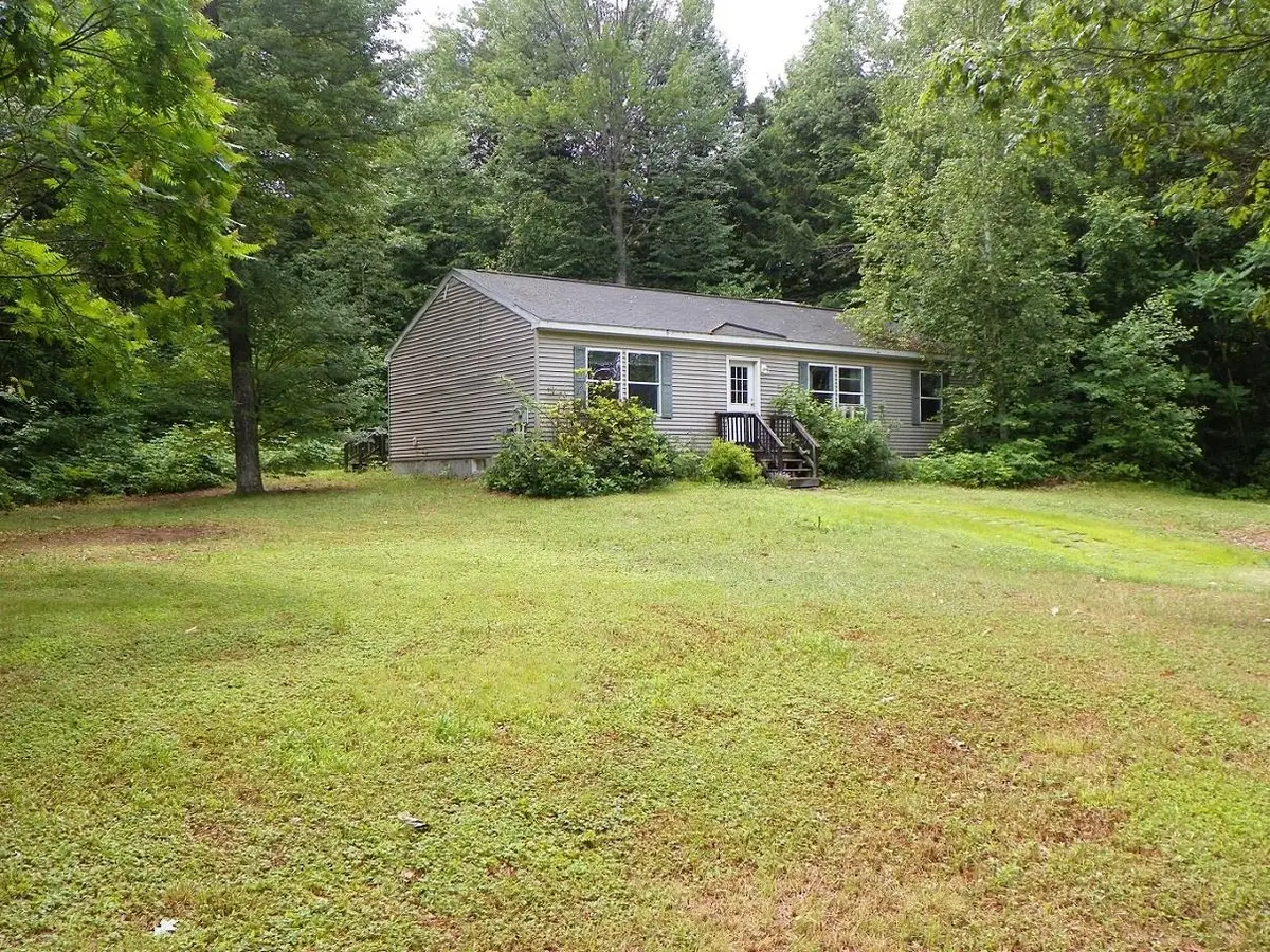 137 Durrell Road, Tamworth, NH 03886 - Image #1