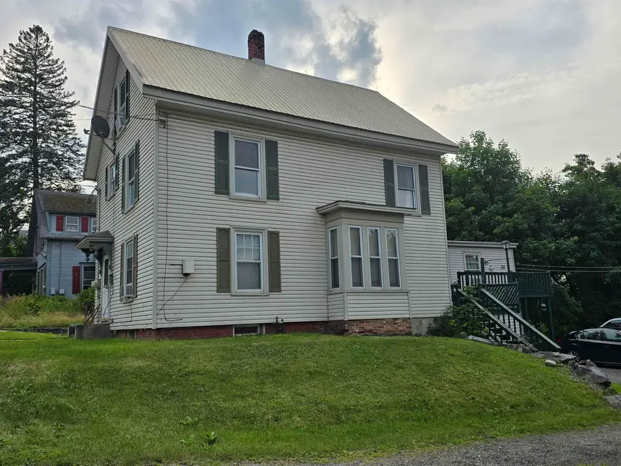 110 Pleasant Street, Newport, VT 05855 - Image #2
