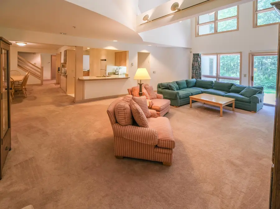 117 Ledgewood Road #F3 w/F4 Garage, Ludlow, VT 05149 - Image #2