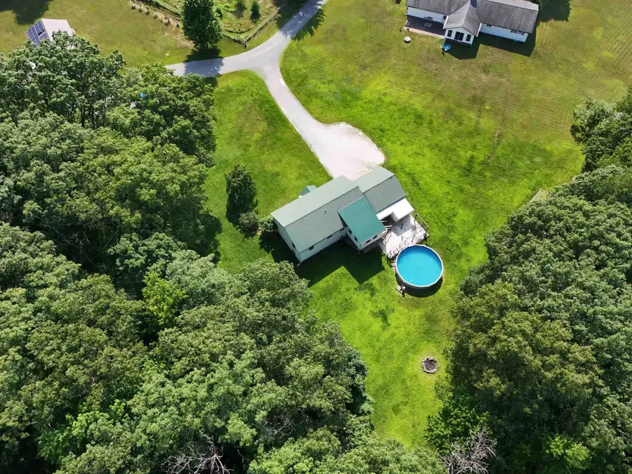 10 Miller Court, Milton, VT 05468 - Image #3