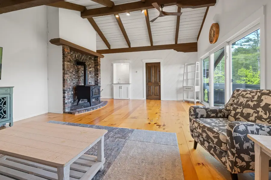 190 VT  Route 11, Peru, VT 05152 - Image #2