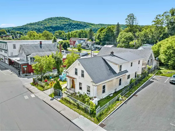 71 North Main Street, Hardwick, VT 05843