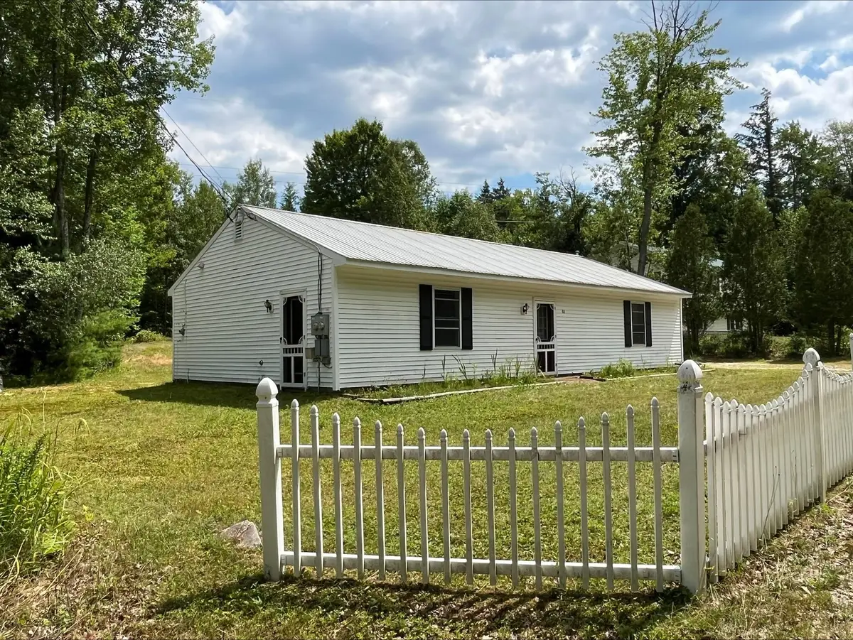 86 I Street, Conway, NH 03818 - Image #1