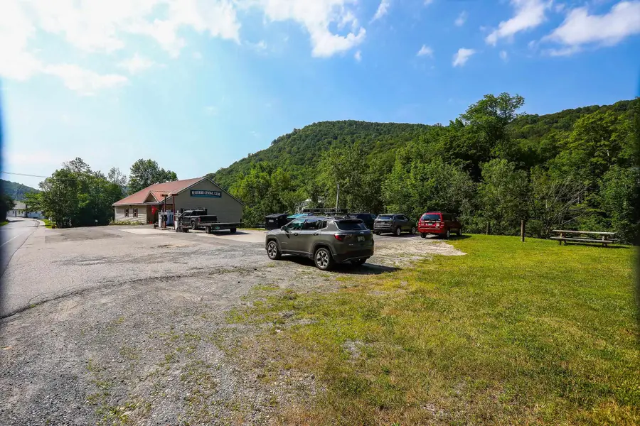 6828 Main Street, Readsboro, VT 05350 - Image #3