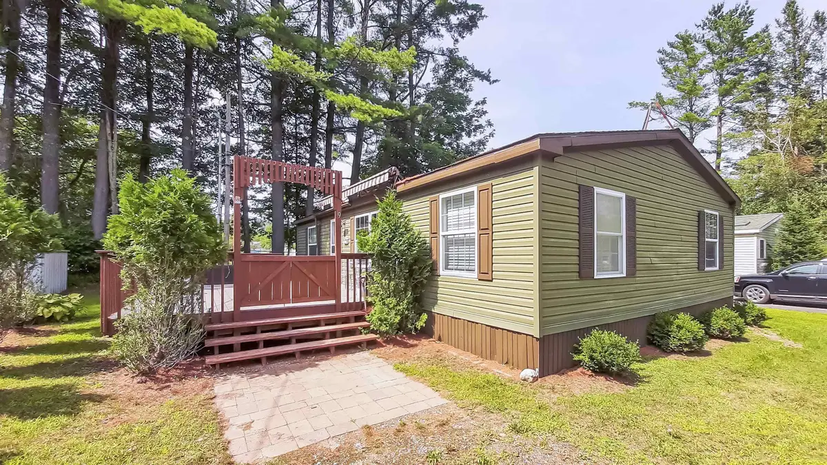 9 Stryhas Trailer Court, Ludlow, VT 05149 - Image #1